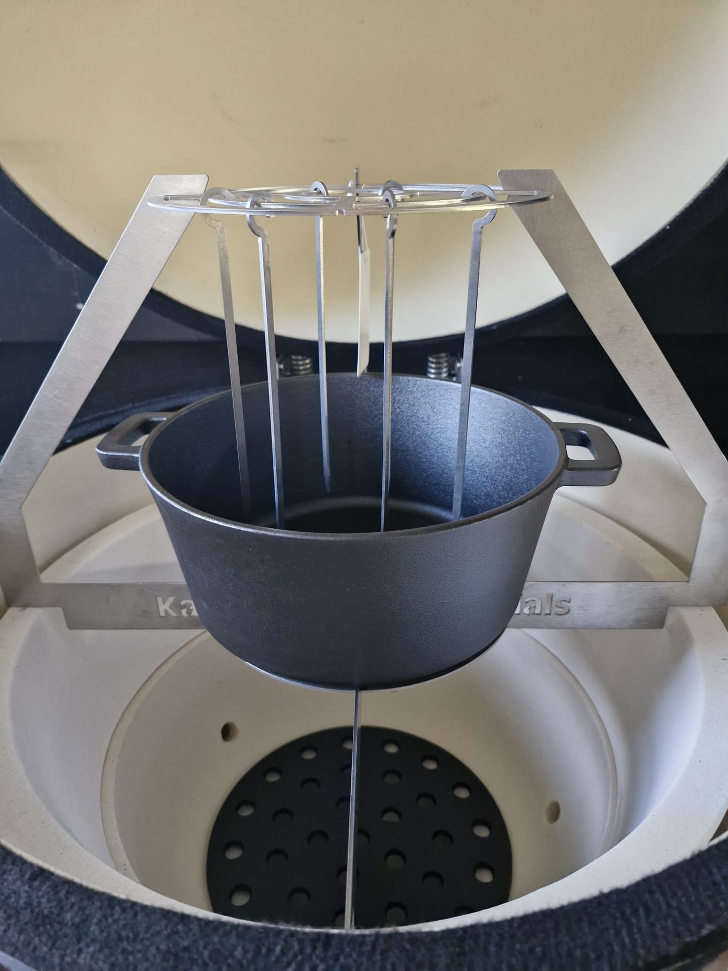 Spies Hanger - Small 33cm - Large 46cm - XL 49cm